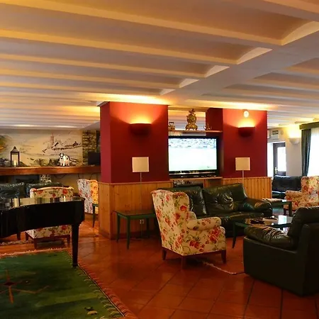 فندق Vilagaros Garós